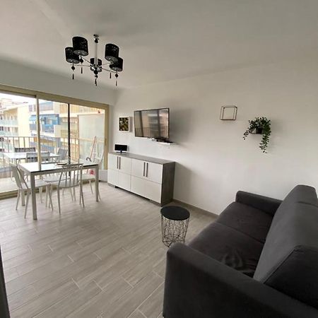 ז'ואן-לה-פינס Superbe Appartement Renove A Neuf A 100M De La Mer מראה חיצוני תמונה