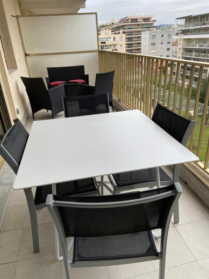 ז'ואן-לה-פינס Superbe Appartement Renove A Neuf A 100M De La Mer מראה חיצוני תמונה